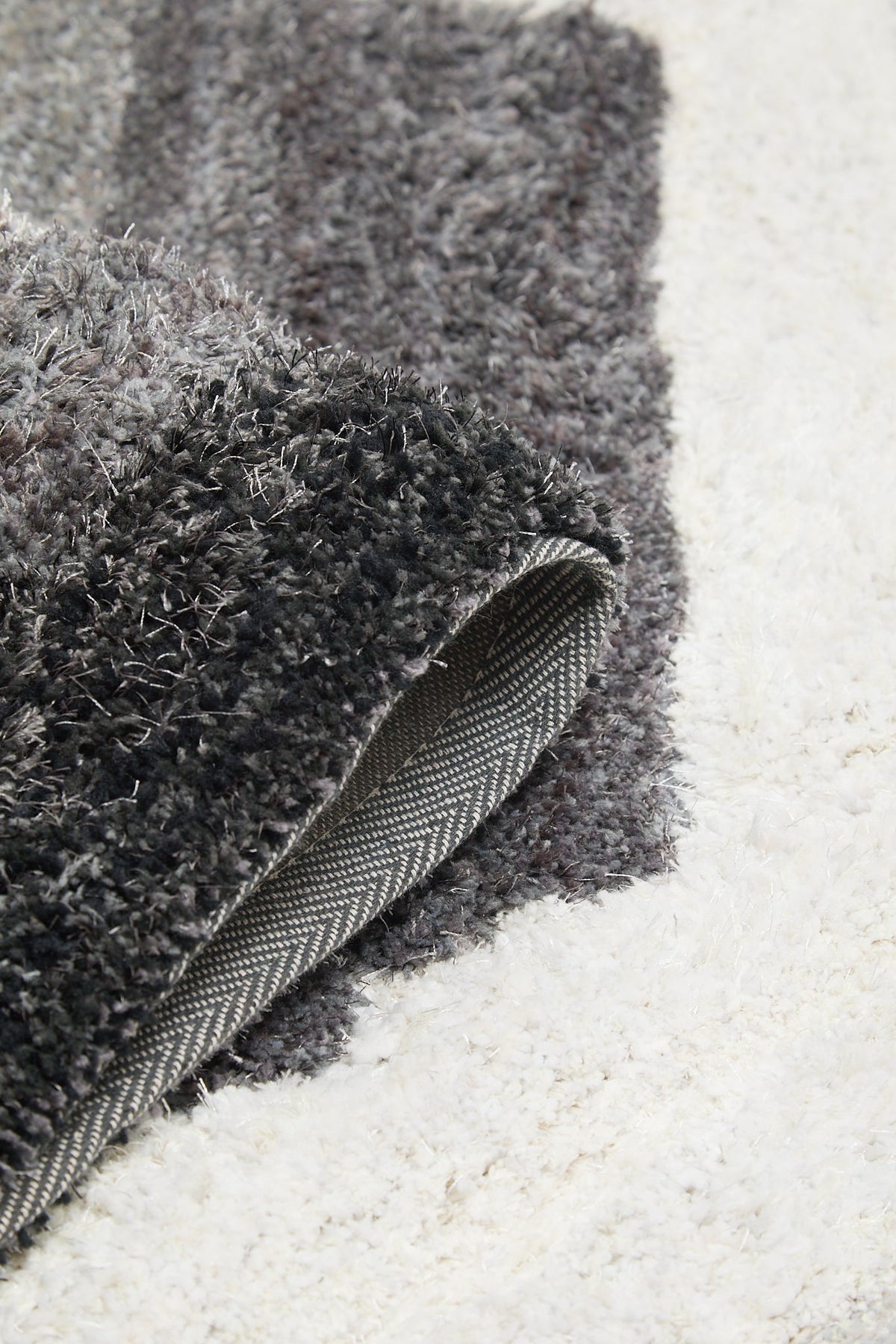 3D SHAGGY TRELLIS GREY