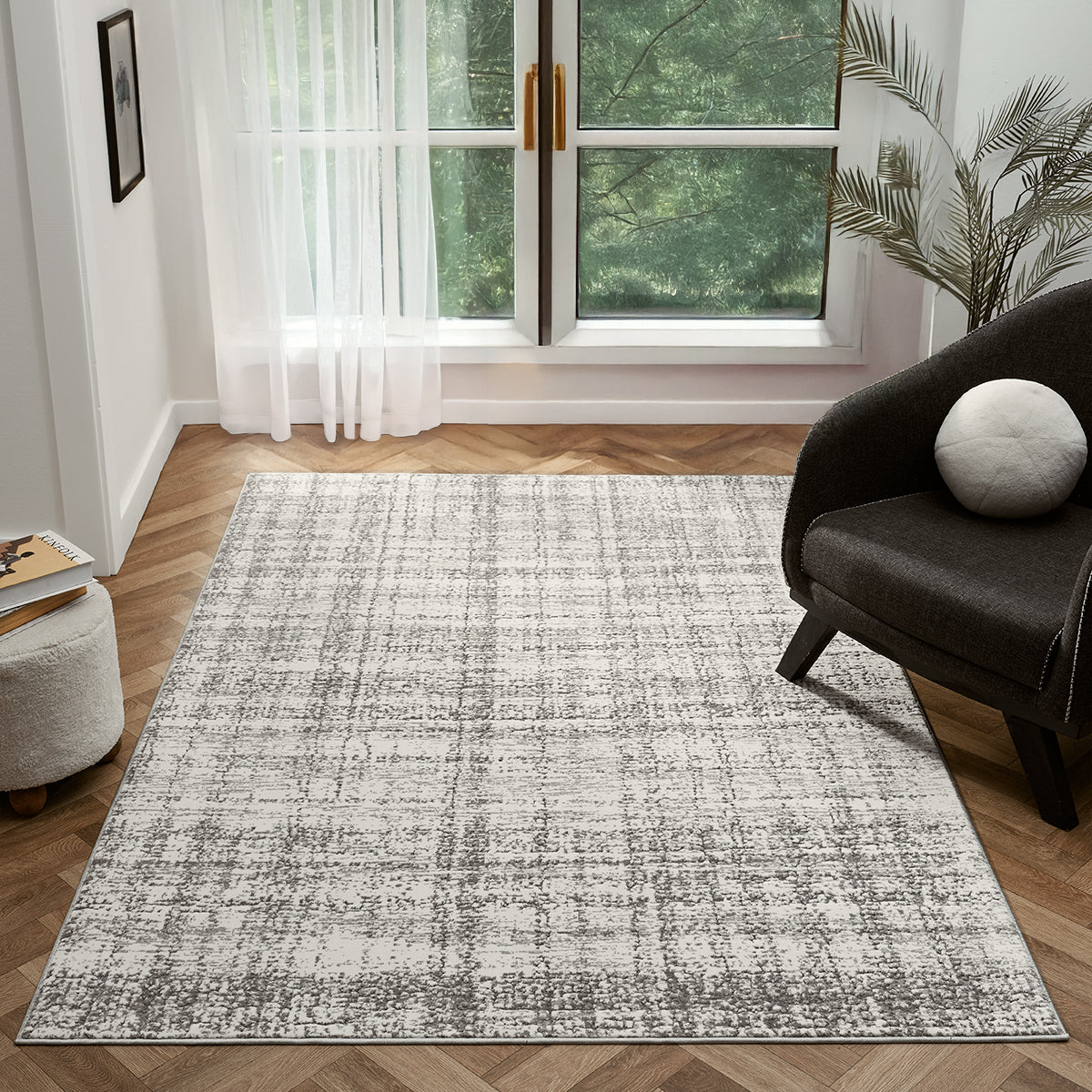PETRA PALMYRA GREY