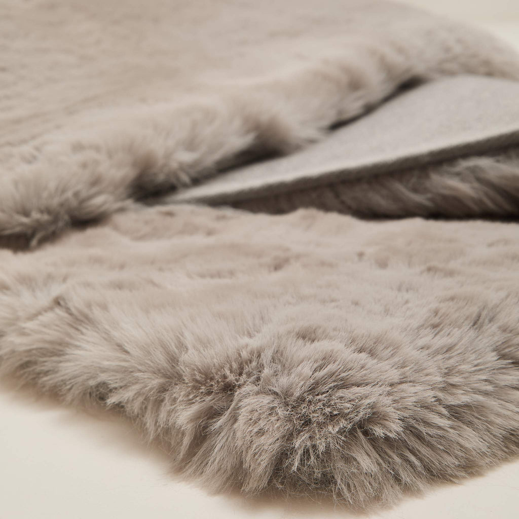 SUPER LUXE FAUX FUR SILVER